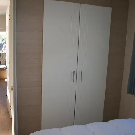 캠프장 De Duinberg 에이모이덴